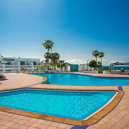 Seaview Apartament *